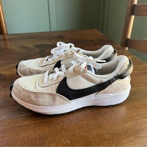 Nike Waffle White and Black Sneakers